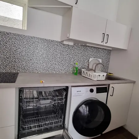 Guest house Emanhaz Sarvar